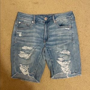 American Eagle Bermuda Shorts